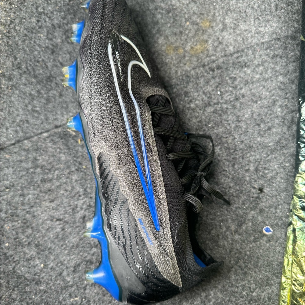 Phantom GX Elite FG (Firm Ground) soccer cleats